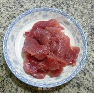 瘦肉片土豆炒黑木耳的做法步骤：3