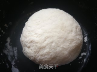 猪肉槐花饺的做法步骤：2