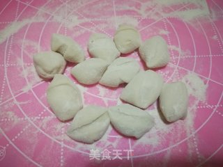 猪肉槐花饺的做法步骤：6