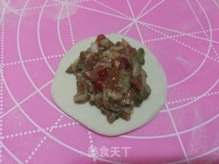 香煎猪肉槐花馅饼的做法步骤：5