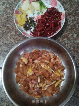 香辣鸡肉的做法步骤：3
