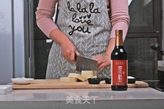 糖醋豆腐——只给你吃的豆腐的做法步骤：2