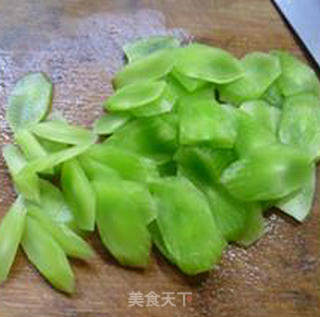 开洋山药炒莴笋的做法步骤：5