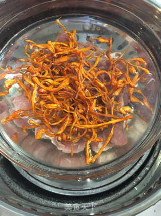 虫草花蒸瘦肉的做法步骤：3