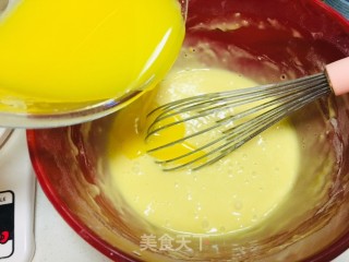 红丝绒柠香玛德琳的做法步骤：4