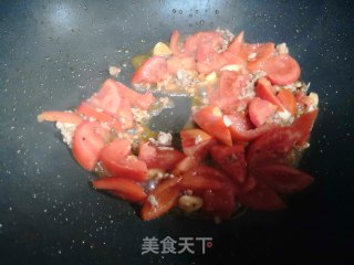 荠菜油豆腐金针菇汤的做法步骤：4