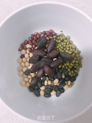 杂粮豆浆的做法步骤：1