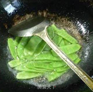 鱿鱼鲞炒扁豆的做法步骤：5