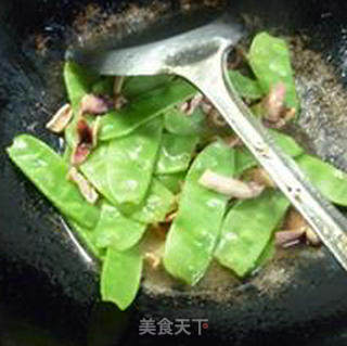 鱿鱼鲞炒扁豆的做法步骤：8