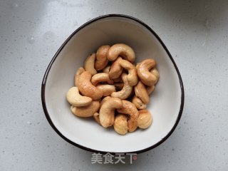 果仁菠菜的做法步骤：3