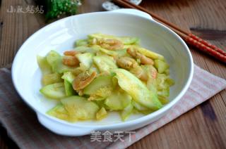 西葫芦炒开洋的做法步骤：9