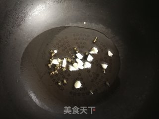 小米椒炒楮桃穗的做法步骤：8