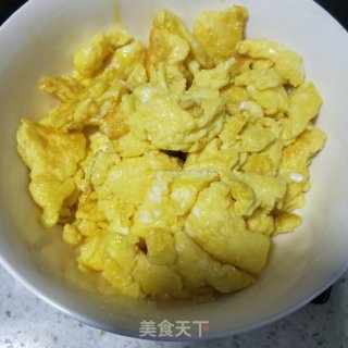 葱爆蛋的做法步骤：3