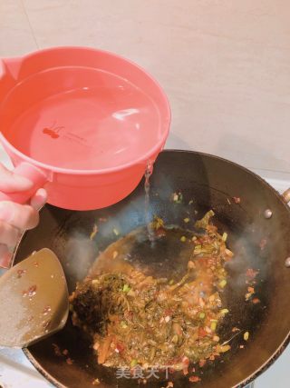 水煮麻辣牛蛙的做法步骤：6