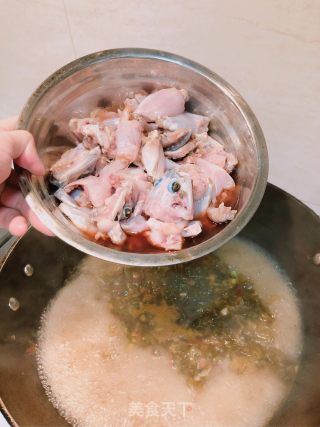 水煮麻辣牛蛙的做法步骤：7