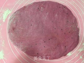 红心火龙果面包的做法步骤：7