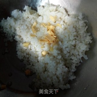 #水果#   什锦菠萝饭的做法步骤：5
