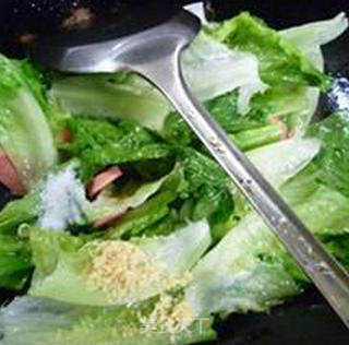 火腿肠炒生菜的做法步骤：7