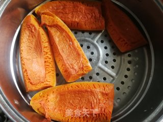 南瓜风味乳的做法步骤：1