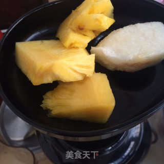 菠萝雪梨汁的做法步骤：5