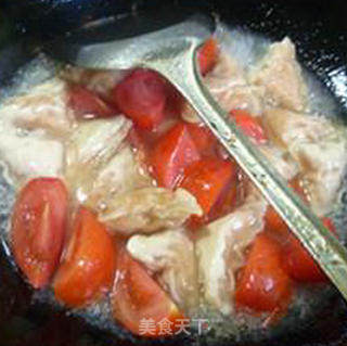西红柿炒西湖肉燕的做法步骤：10
