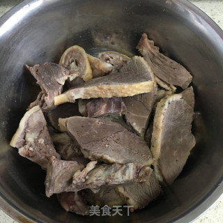 莴笋焖鸭肉的做法步骤：4