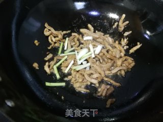 芥菜心炒肉丝的做法步骤：4
