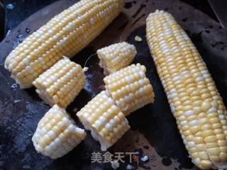 姬松茸玉米汤的做法步骤：1