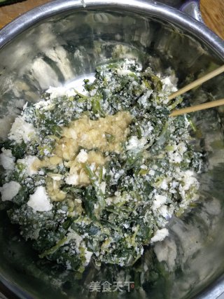 芹菜叶蒸菜的做法步骤：6