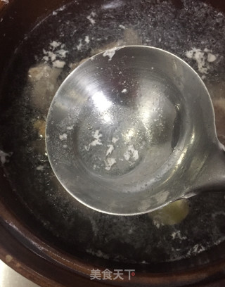 瘦肉黄豆芽汤菜的做法步骤：5