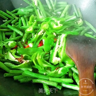 干煸长豆角的做法步骤：5
