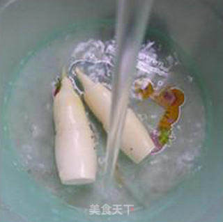 茭白开洋炒毛豆的做法步骤：5