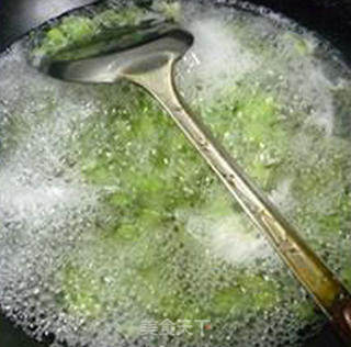 茭白开洋炒毛豆的做法步骤：7