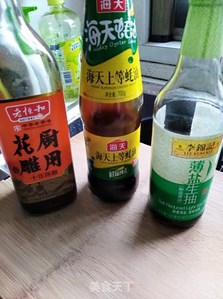 月子餐系列——糯米狮子头的做法步骤：1