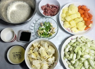 美味米饭素炖菜的做法步骤：1