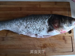 啤酒鱼块的做法步骤：1