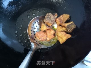 啤酒鱼块的做法步骤：8