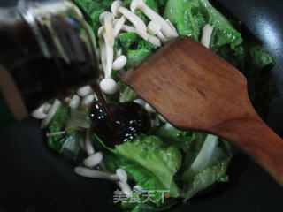 白玉菇炒生菜的做法步骤：5