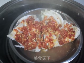 剁椒鱼头的做法步骤：7