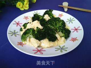 鸡蛋炒西兰花的做法步骤：7