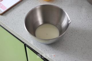 蔓越莓蒸蛋糕的做法步骤：1