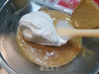 苦荞戚风蛋糕的做法步骤：11