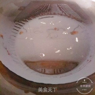 熬鱼汤的做法步骤：3