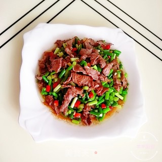 蒜薹炒牛肉的做法步骤：16