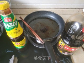水煮韭菜的做法步骤：2