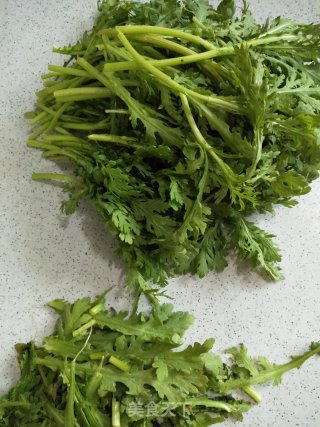 蒸茼蒿丸子的做法步骤：2