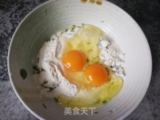 槐花小饼的做法步骤：3