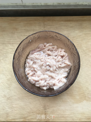京酱肉丝的做法步骤：2
