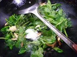香干炒豆苗的做法步骤：8