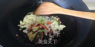 十三香香辣小龙虾的做法步骤：4
